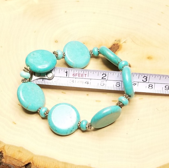 Southwest Blue Faux Turquoise Disc Bead Bracelet - Picture 4 of 5